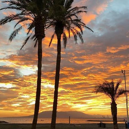 Casa Carmen Atico Primera Linea De Playa Málaga Kültér fotó