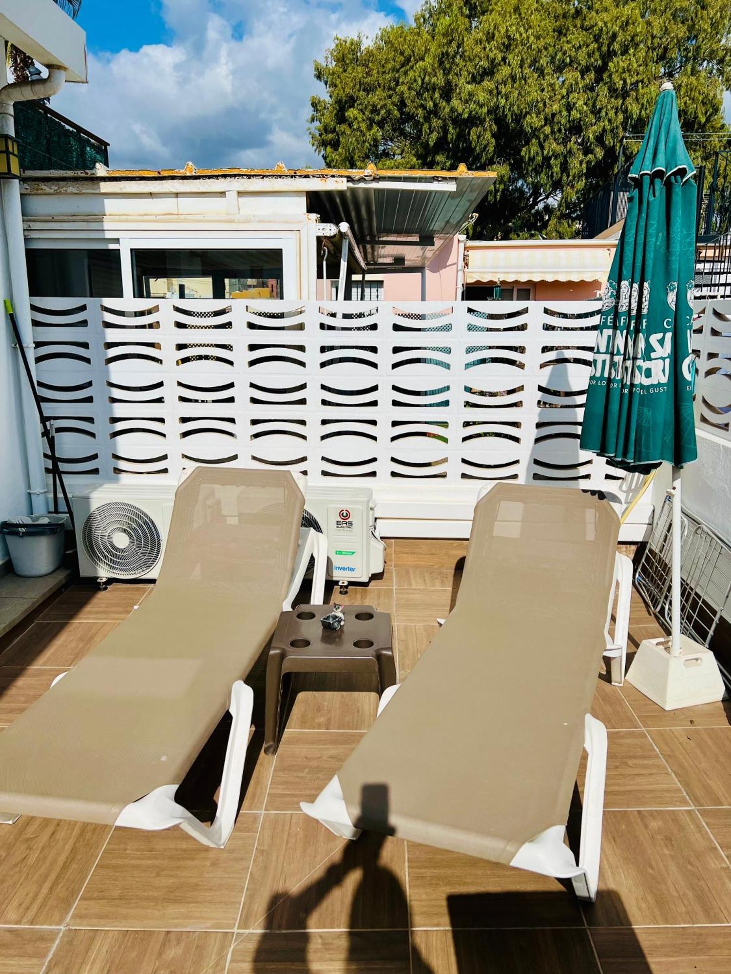 Casa Carmen Atico Primera Linea De Playa Málaga Kültér fotó
